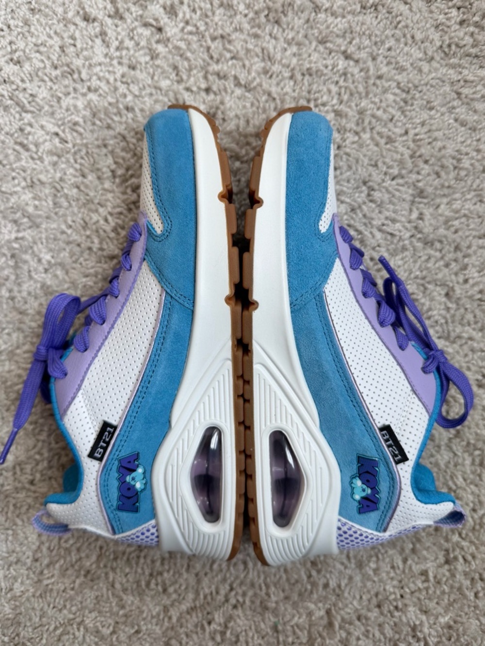 Skechers Women's Uno Universtar BT21 Koya sneakers Size 6 (36) - Picture 6 of 12